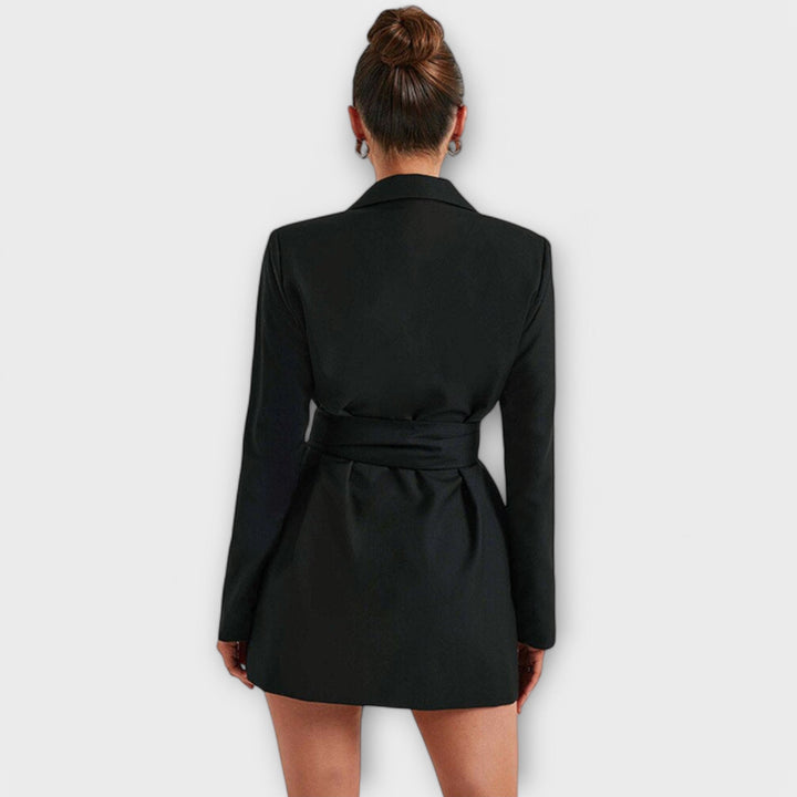 Blazer obleka z V-izrezom