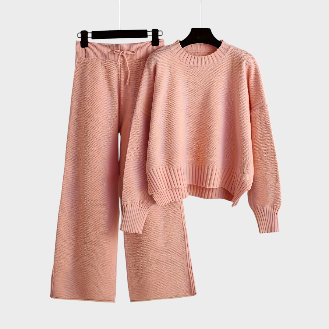 Veronika - Udoben Pleteninski Set