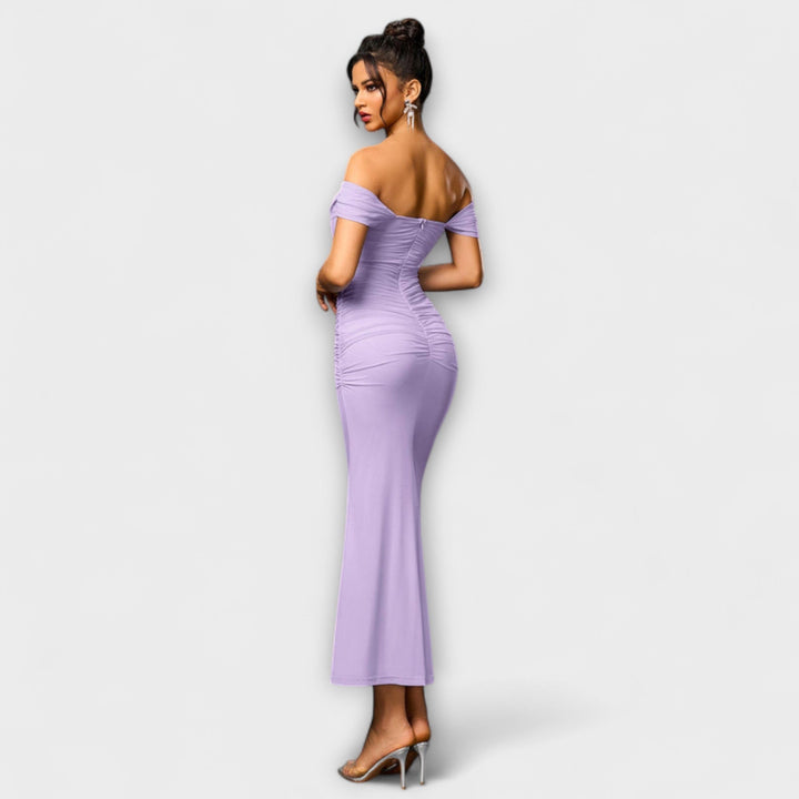 Ione - Bodycon obleka z odprtimi rameni in nabiranjem