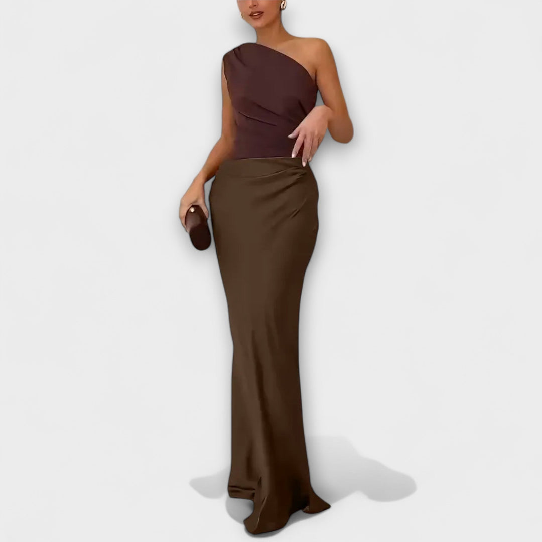 Elegantne maxi obleke z enim naramnicom in naborki