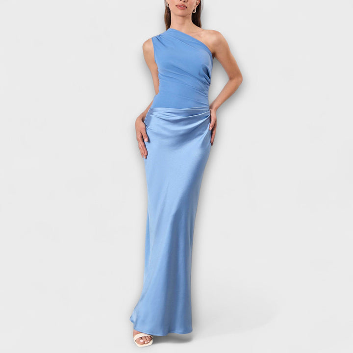 Elegantne maxi obleke z enim naramnicom in naborki